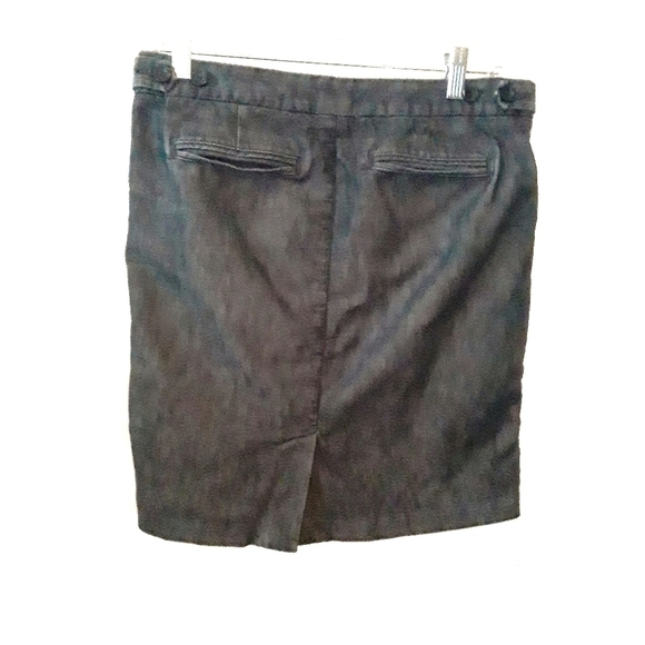 Gap Dark Jean Skirt - Picture 2 of 8